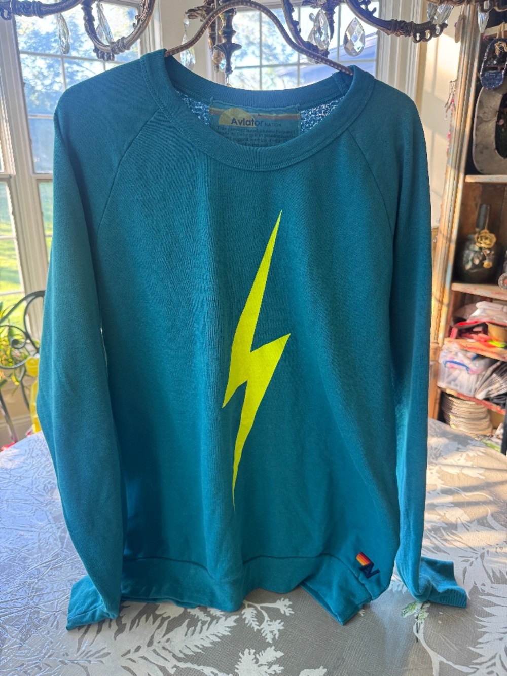 AVIATOR NATION CREW NECK SWEATSHIRT SIZE L